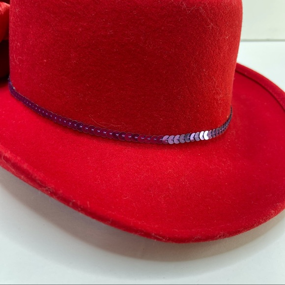 VINTAGE 100% Wool Hat Red With Purple Sequin Trim & Flower Detail - Picture 4 of 7